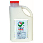 יוגורט לבן 4% בכד תנובה 3 ליטר